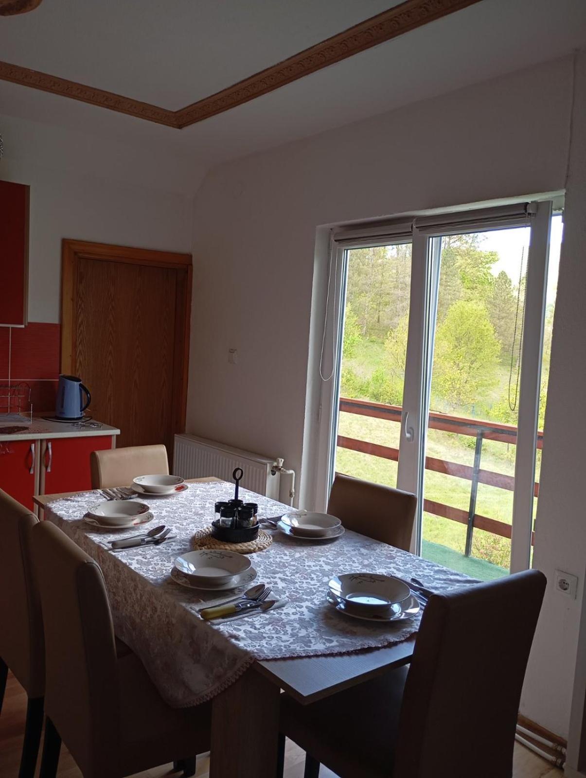 Apartman Denis Una Luzine Экстерьер фото