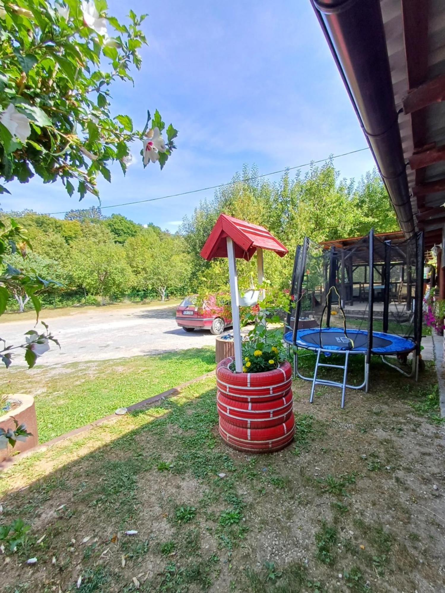 Apartman Denis Una Luzine Экстерьер фото