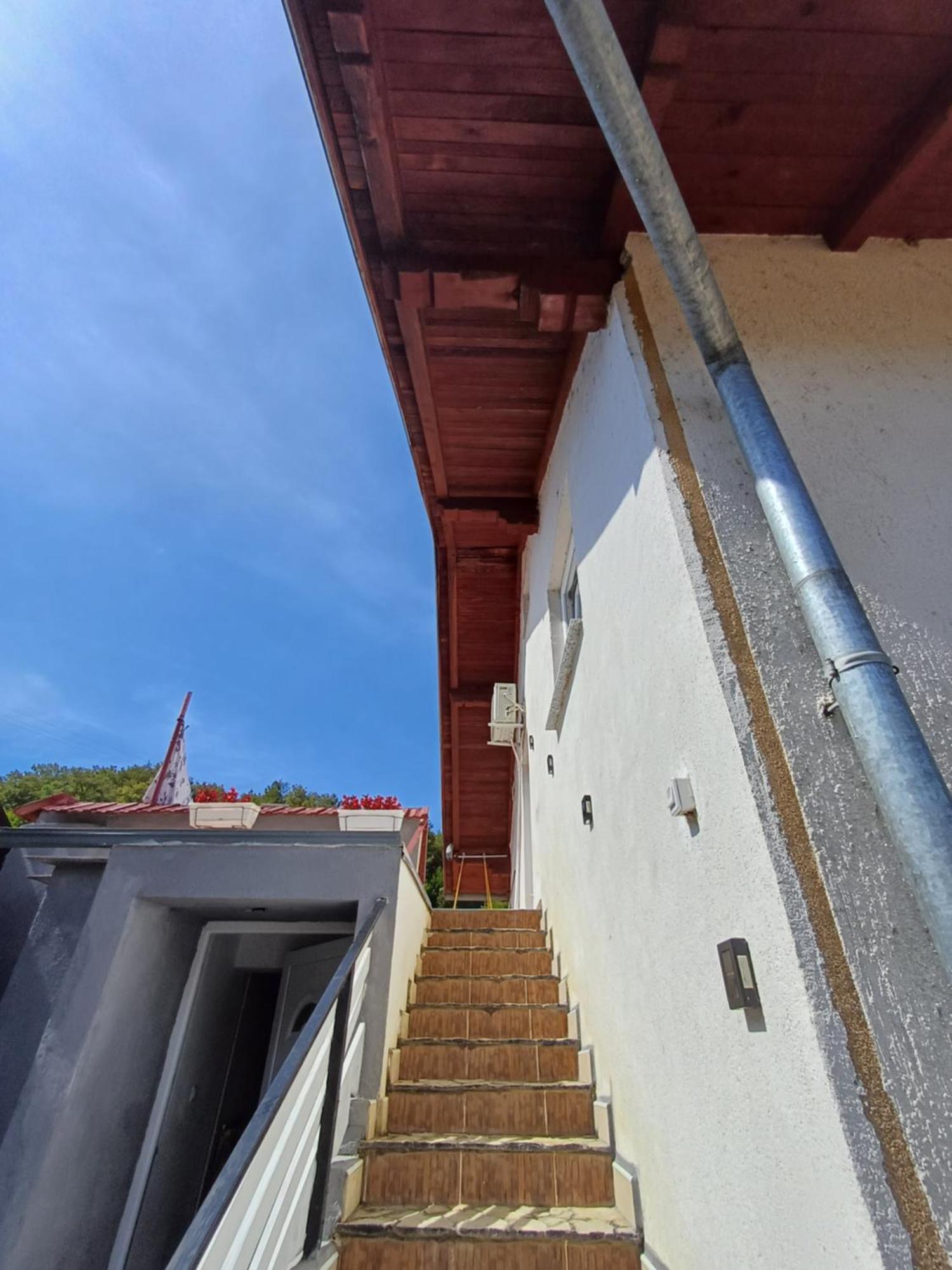 Apartman Denis Una Luzine Экстерьер фото