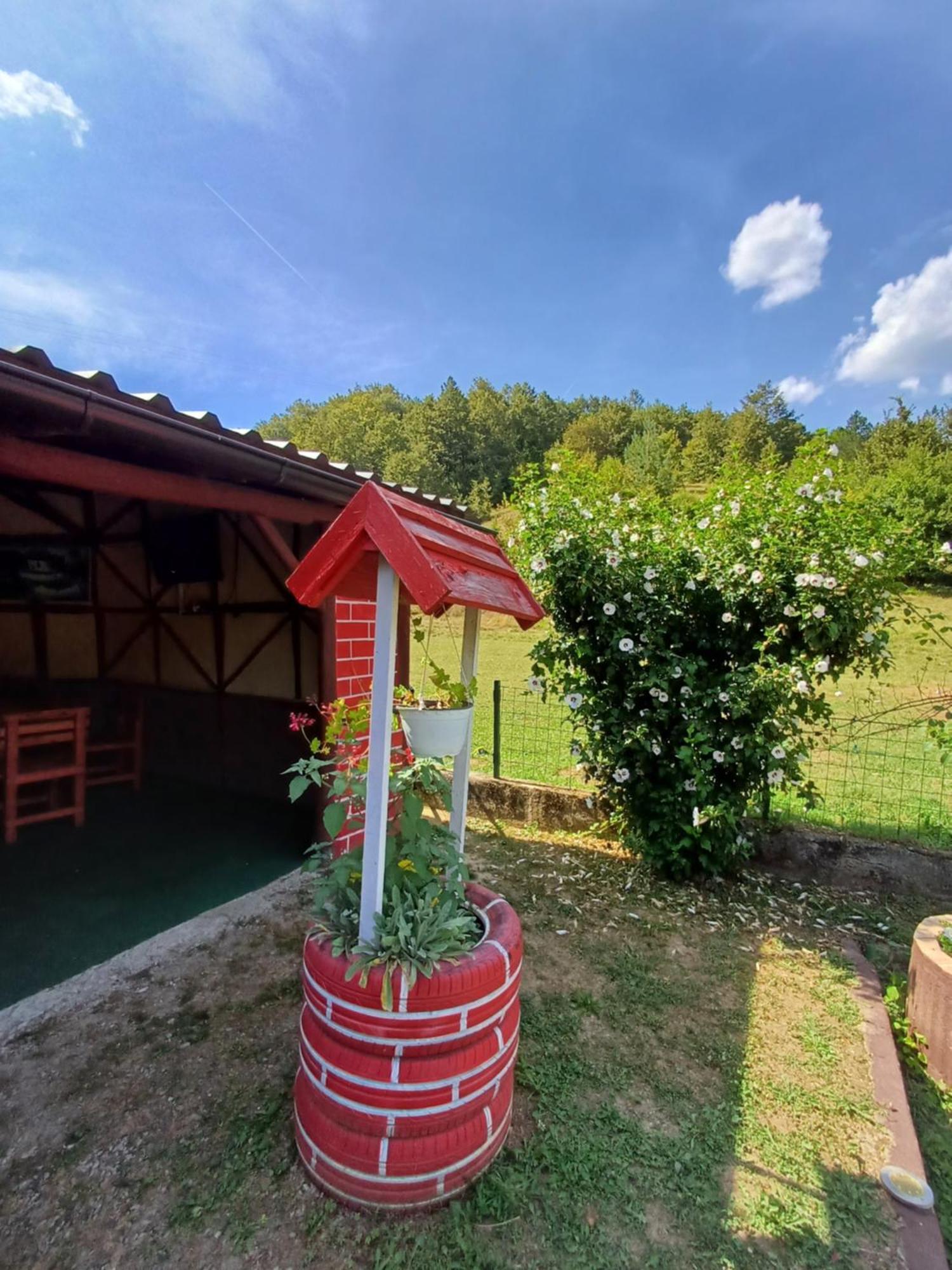 Apartman Denis Una Luzine Экстерьер фото